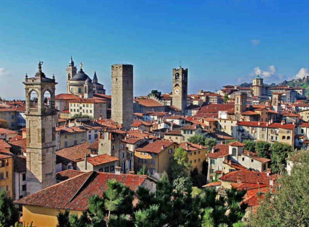 Donizetti Royal Hotel Bergamo Exterior foto