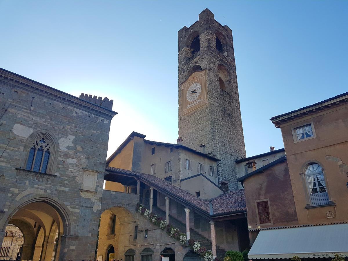 Donizetti Royal Hotel Bergamo Exterior foto